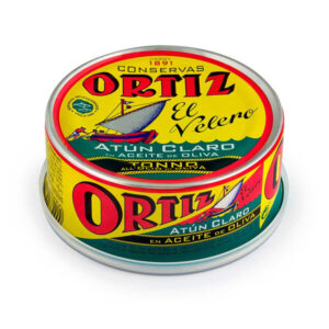 Light tuna in olive oil can ortiz