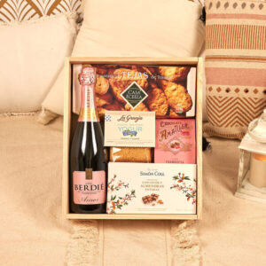 Christmas basket set 300-22 wooden box